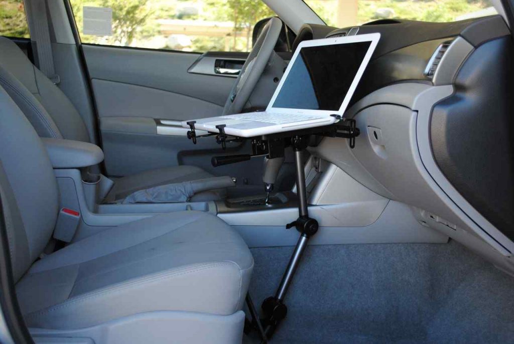 How to Charge Your Laptop in the Car?