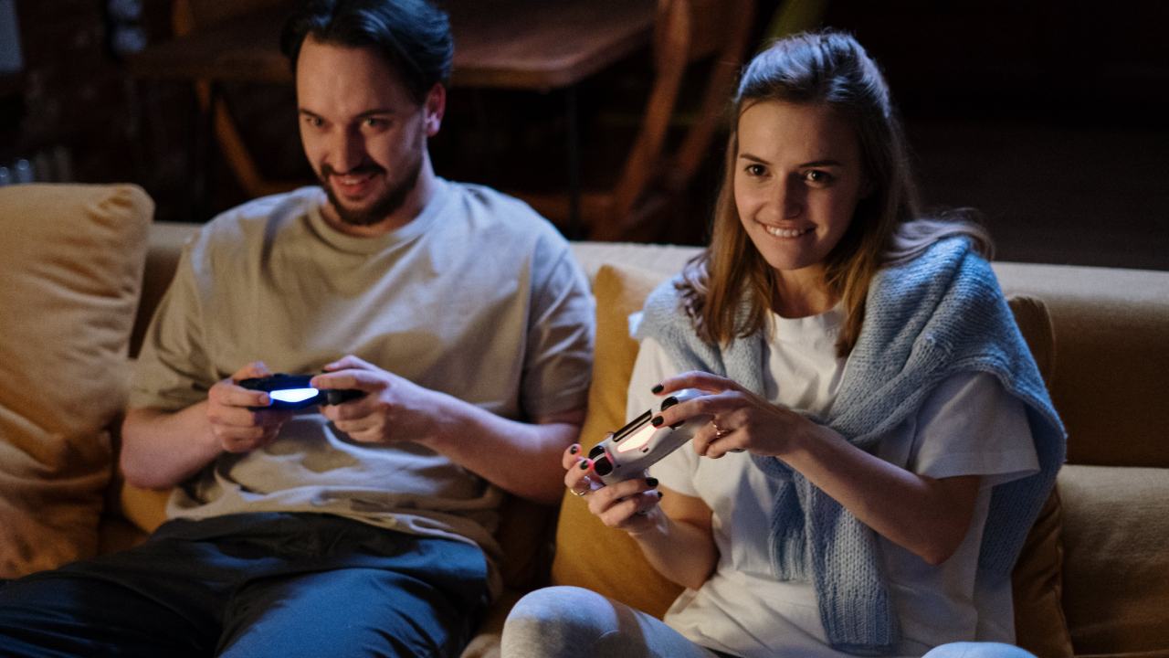 xbox vs playstation controller